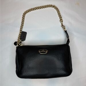 Coach Black Leather Chain Shoulder Bag – Excellent Condition